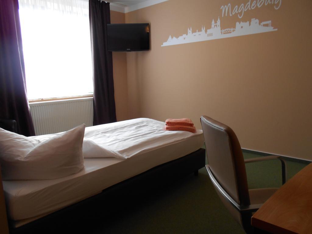 Síu Hotel Magdeburg Zimmer foto